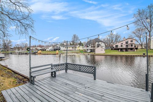 14112 North Rd, Fenton, MI, 48430-1394 | Card Image