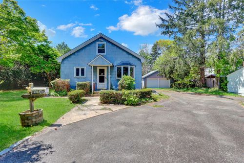 11 5th Ave S, Huntingtn Sta, NY, 11746-2314 | Card Image