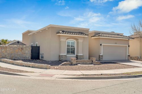 3172 Hidden Creek Dr, El Paso, TX, 79938-2834 | Card Image