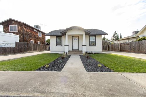 2520 2nd St, Ceres, CA, 95307-3214 | Card Image