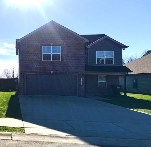 1137 Gentry Dr, Clarksville, TN, 37043-1641 | Card Image