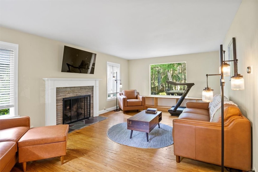 Residential Lease in Irondequoit 4