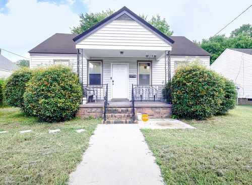 303 Sandpiper Dr, Portsmouth, VA, 23704-1641 | Card Image