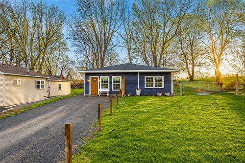 64 Pease Rd, Spencerport, NY, 14559-1518 | Card Image