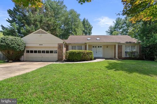 9004 Paddock Ln, ROCKVILLE, MD, 20854-2332 | Card Image