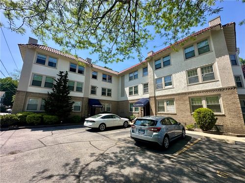 1-140 Humboldt Ave, Providence, RI, 02906-5463 | Card Image