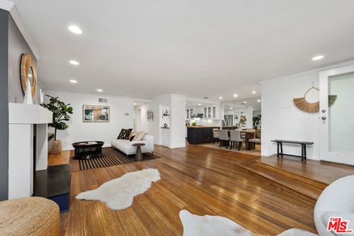 3-11687 Bellagio Rd, Los Angeles, CA, 90049 | Card Image