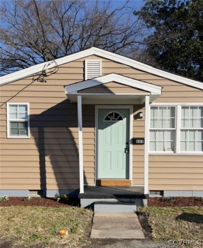 View of entrance to property | Image 2