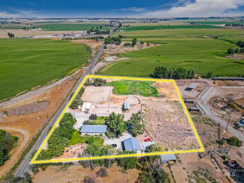 3242 S 2000 E, Wendell, ID, 83355-3519 | Card Image