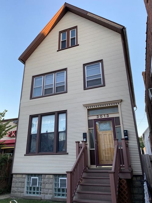 3013 W Belmont Avenue, Chicago, IL, 60618 | Card Image