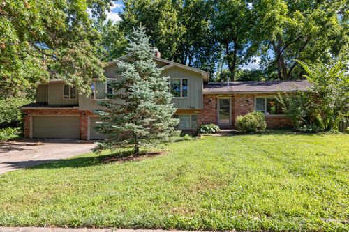 2266 E Barataria St, Springfield, MO, 65804-3815 | Card Image