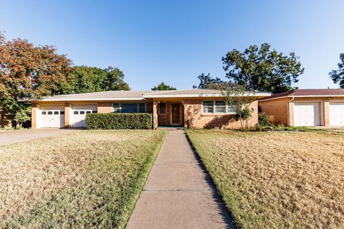 3308 37th St, Lubbock, TX, 79413-2339 | Card Image