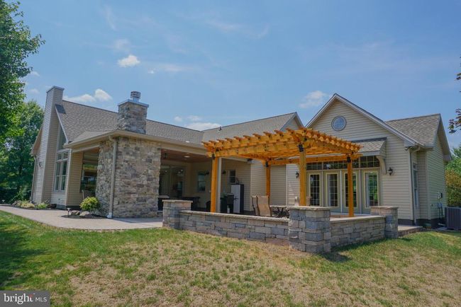 6861 Pleasantview Dr, House other with 4 bedrooms, 4 bathrooms and null parking in THOMASVILLE PA | Image 7