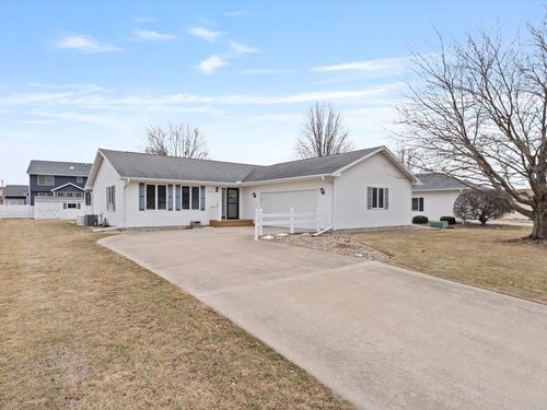 3125 Castlebury Pl, Galesburg, IL, 61401-9593 | Card Image