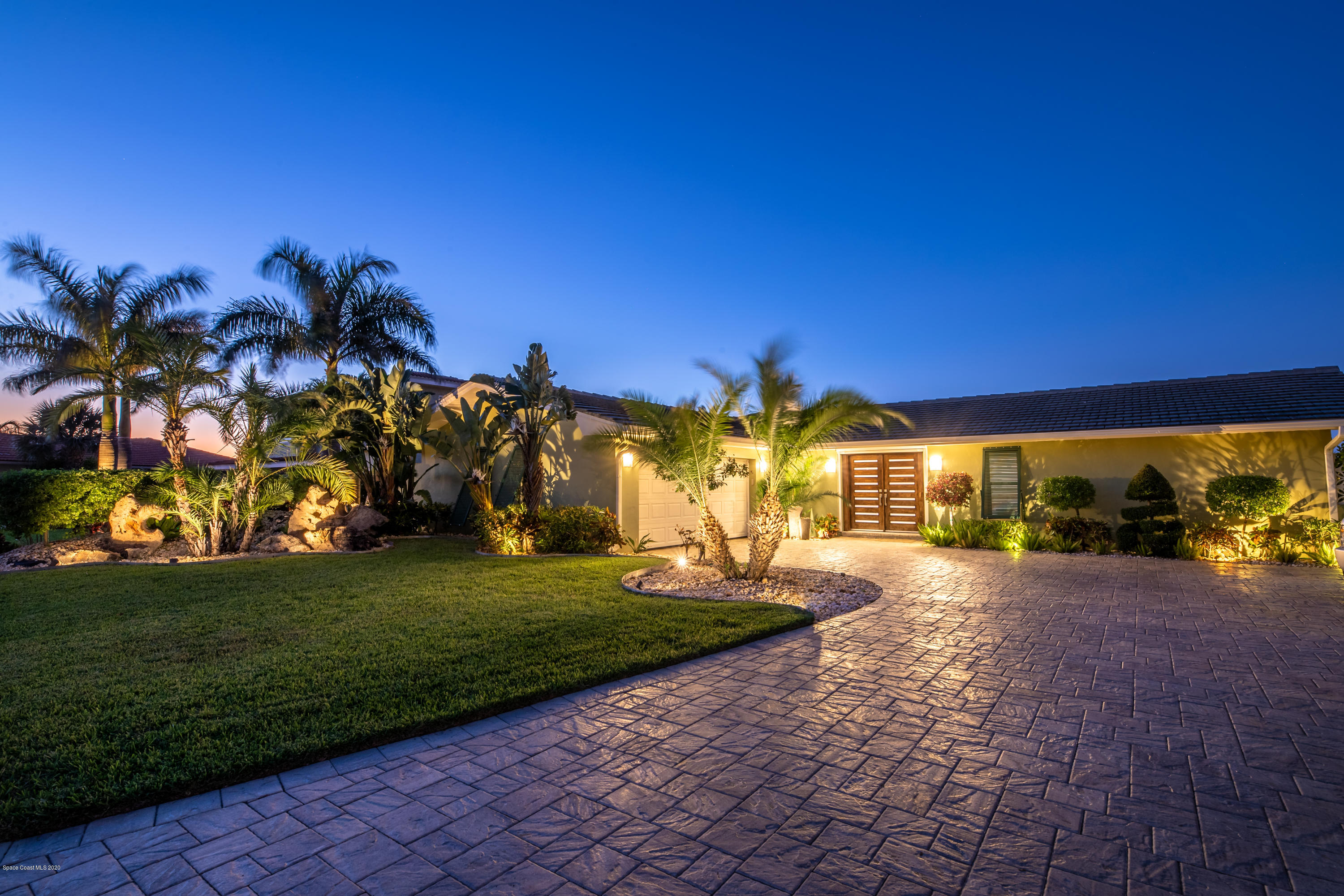 225 Andros Avenue, Sold in Cocoa Beach Zoocasa