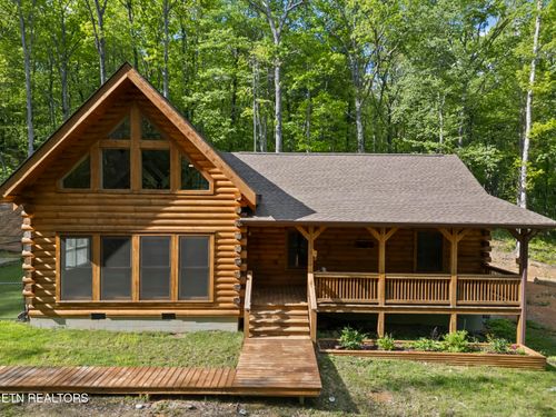 738 Sawmill Rd, Monterey, TN, 38574-7307 | Card Image