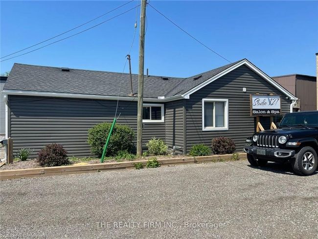 1302 Swan St, Home with 0 bedrooms, 0 bathrooms and null parking in Ayr ON | Image 7