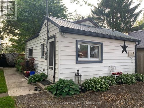11 Elizabeth St, Port Burwell, ON, N0J1J0 | Card Image