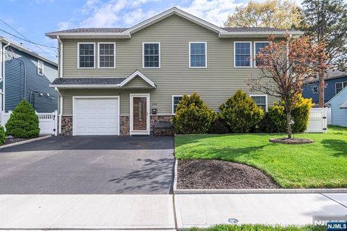 153 Howard Ave, Rochelle Park, NJ, 07662-3509 | Card Image