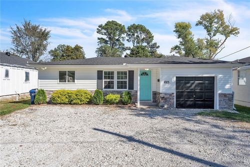 1023 S B St, Rogers, AR, 72756-5572 | Card Image