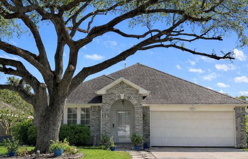 4325 Spoonbill Dr, Seabrook, TX, 77586-2562 | Card Image