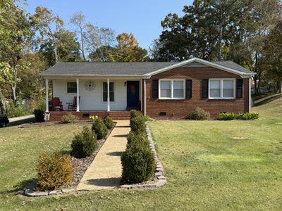 162 Greenlawn Ave, House other with 3 bedrooms, 2 bathrooms and 5 parking in Camden TN | Image 1