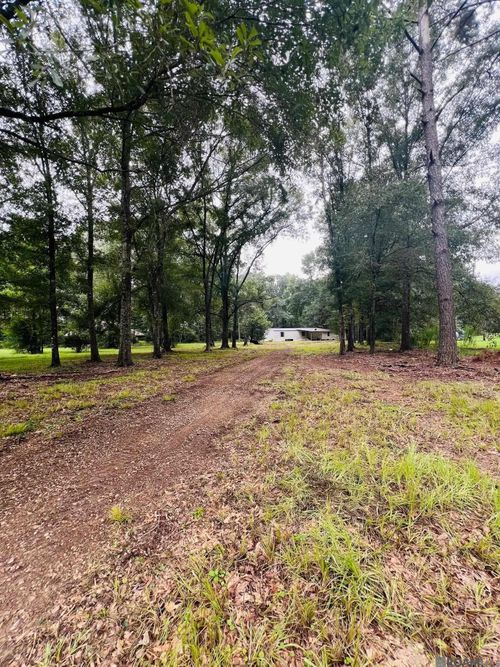 6745 Dobrowoiski Ln, Ethel, LA, 70730-3224 | Card Image