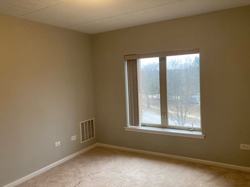 apt-305-655 Perrie Dr, Elk Grove Village, IL, 60007-7900 | Card Image