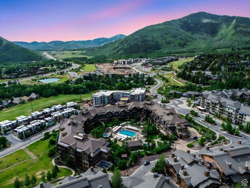 5164-2100 Frostwood Blvd, Park City, UT, 84098-6522 | Card Image