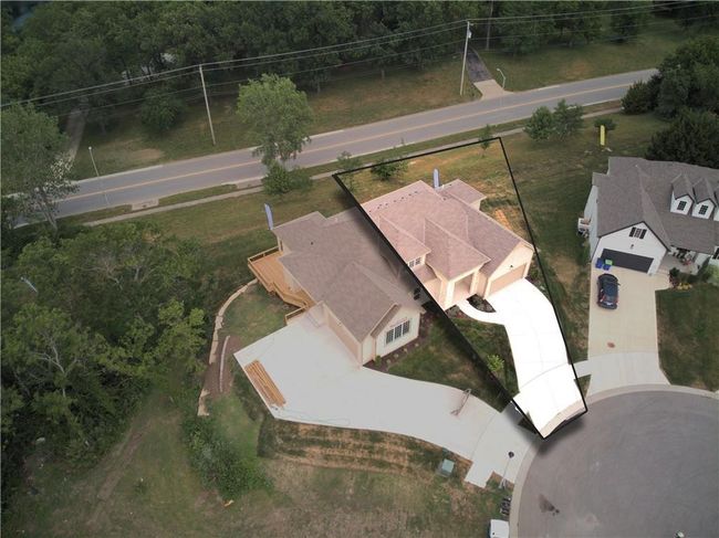 Aerial view showing the home and its lot. | Image 6