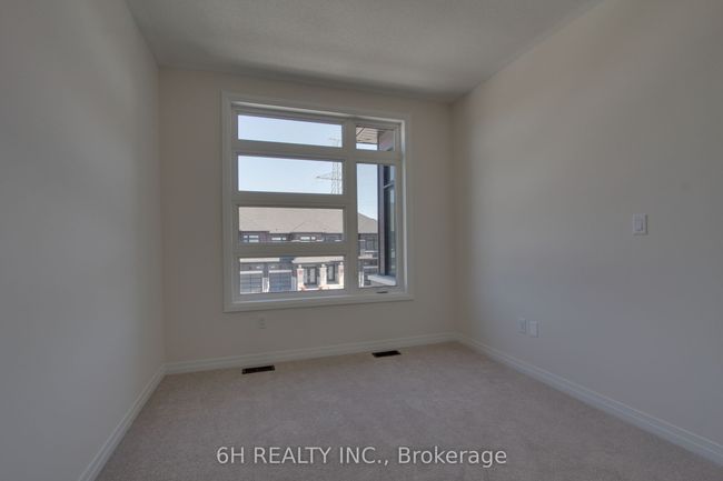 2610 Hibiscus Dr, House attached with 3 bedrooms, 3 bathrooms and 1 parking in Pickering ON | Image 33
