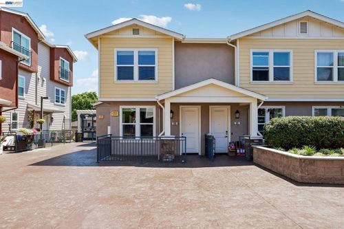 300-4038 Central Ave, Fremont, CA, 94536 | Card Image