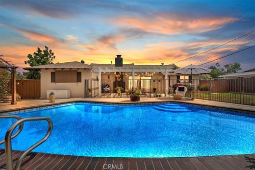 5015 Treehill Pl, Riverside, CA, 92507-5957 | Card Image