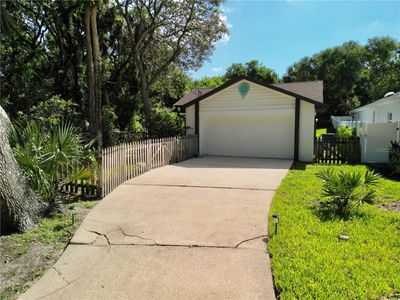 1635 S Flagler Avenue, House other with 3 bedrooms, 2 bathrooms and null parking in Flagler Beach FL | Image 3