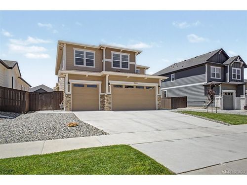 9805 Ceylon Ct, Commerce City, CO, 80022-2403 | Card Image