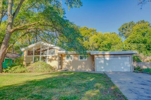 6105 Bridge Rd, MONONA, WI, 53716-3421 | Card Image