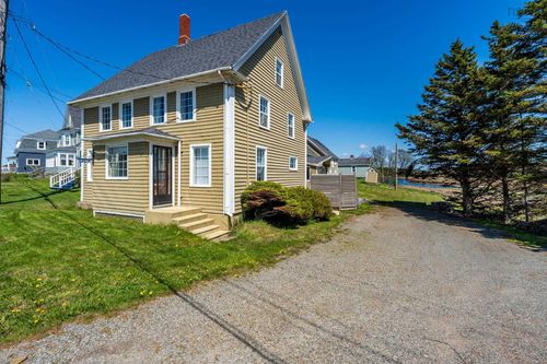 9080 Highway 1, Meteghan River, NS, B0W2L0 | Card Image