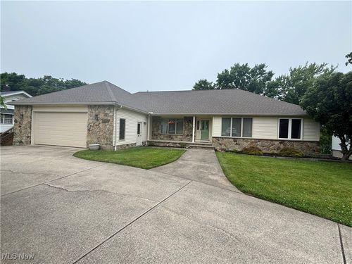 29123 Ridge Road, Wickliffe, OH, 44092 | Card Image