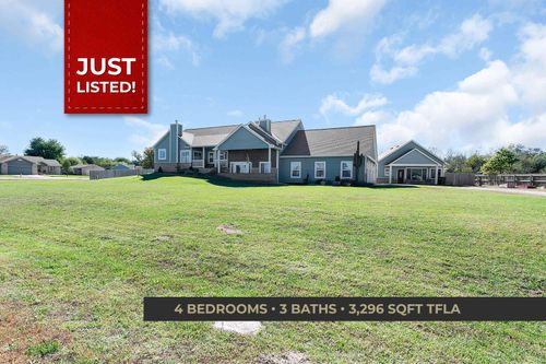 527 E Gordon Bennett Dr, Haysville, KS, 67060-7661 | Card Image