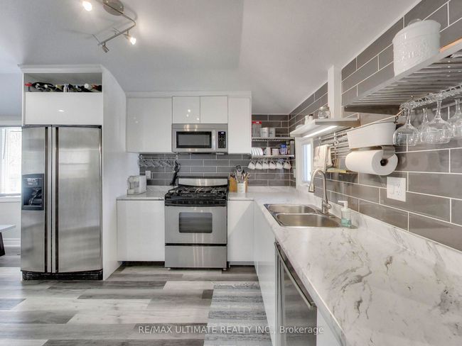 774 Jacksonville Rd, House other with 3 bedrooms, 2 bathrooms and 12 parking in Willow Beach ON | Image 9