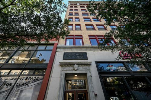 750 Prospect Ave E, Cleveland, OH, 44115-1169 | Card Image