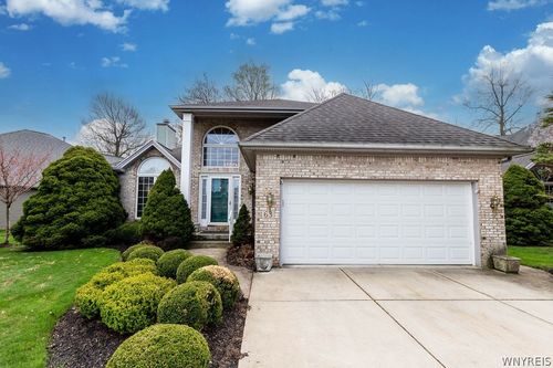 63 Sutherland Ct, Buffalo, NY, 14221-2868 | Card Image