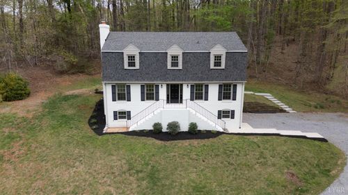 2252 Coffee Road, Lynchburg, VA, 24503 | Card Image