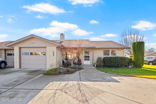 4910 Mccargar St, Yakima, WA, 98908-3435 | Card Image