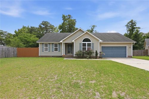 5527 Ballentine St, Hope Mills, NC, 28348-2865 | Card Image