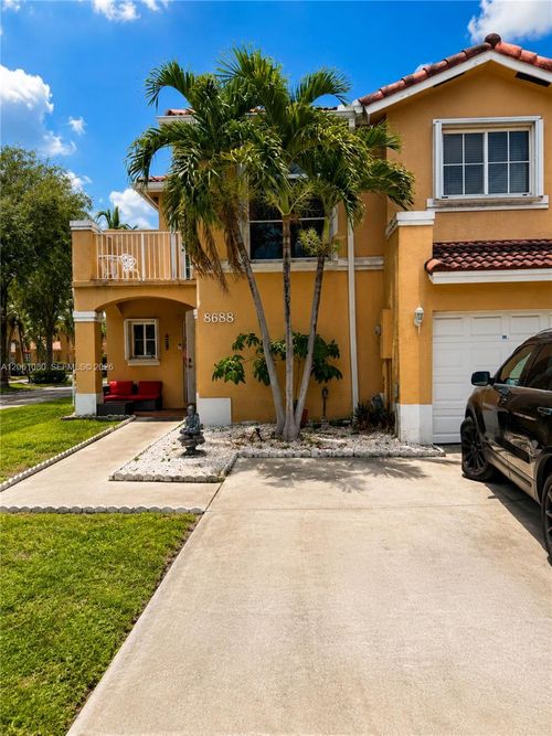 8688 Sw 158th Pl, Miami, FL, 33193-5259 | Card Image