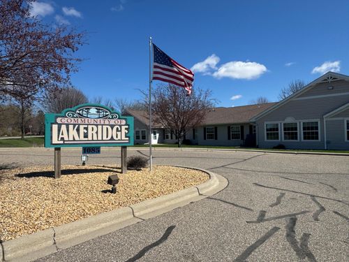 118-1085 Dale St Sw, Hutchinson, MN, 55350-3071 | Card Image