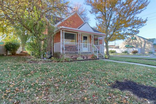 13381 Callender St, Southgate, MI, 48195-1058 | Card Image