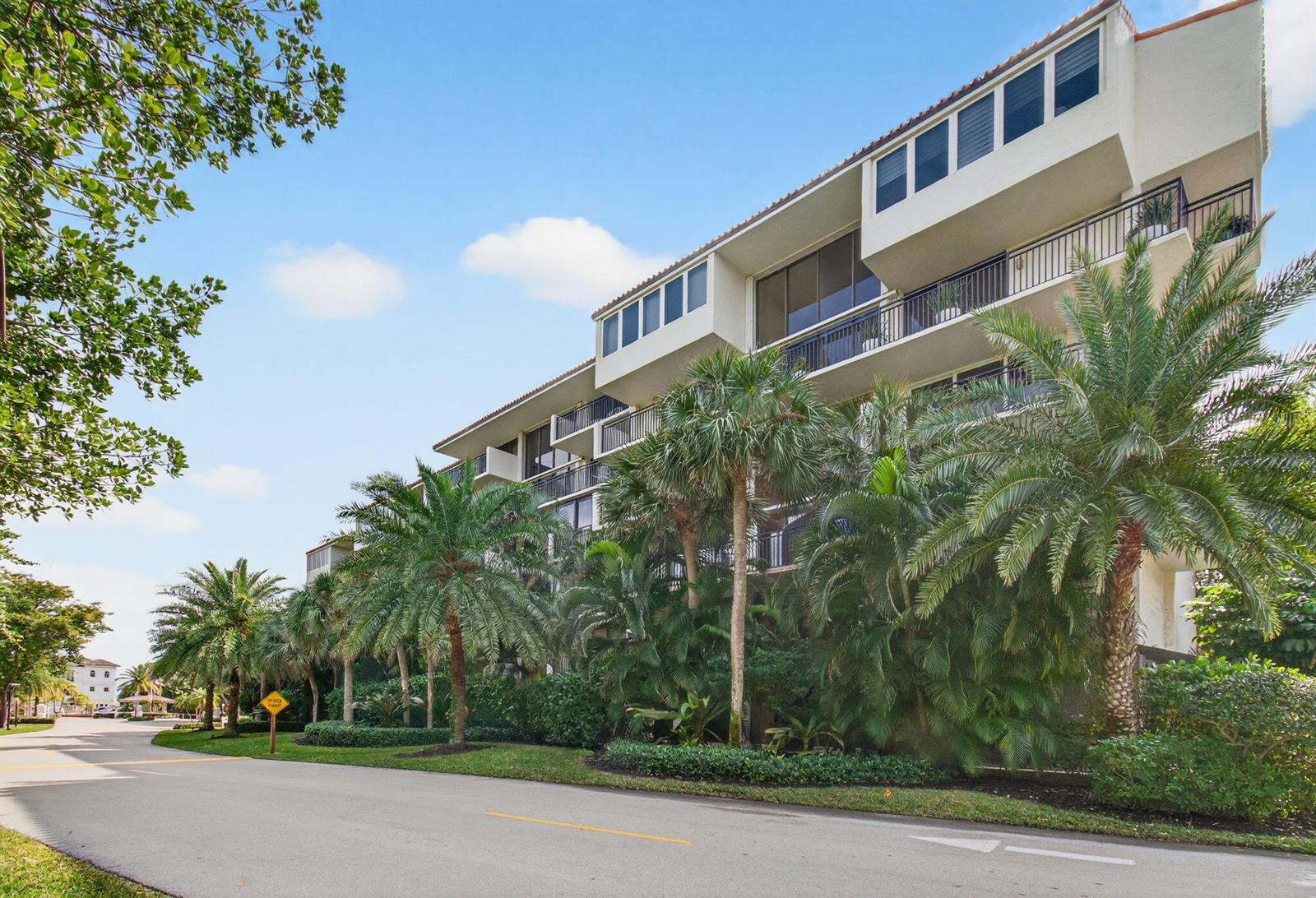 Residential in Highland Beach