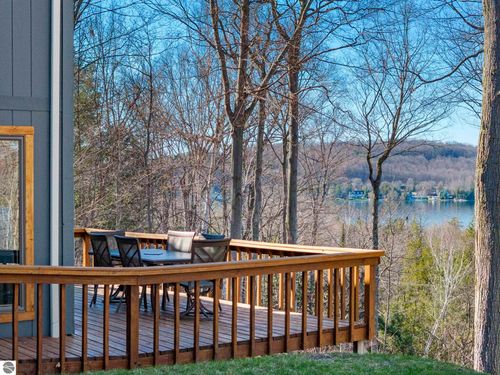4692 E Duck Lake Rd, Lake Leelanau, MI, 49653-9427 | Card Image